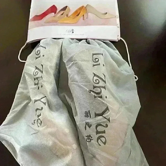 Petitepeds  Women Shoes for Ladies with Petite Small Feet Size 3.5 in High Heels - Picture 9 of 11